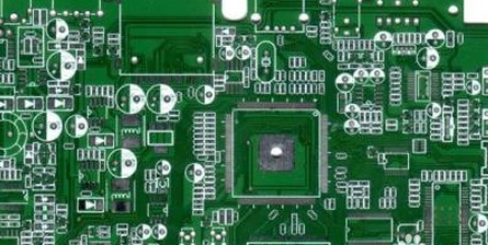 避開和一線電源廠的競爭，做到行業(yè)的獨角獸